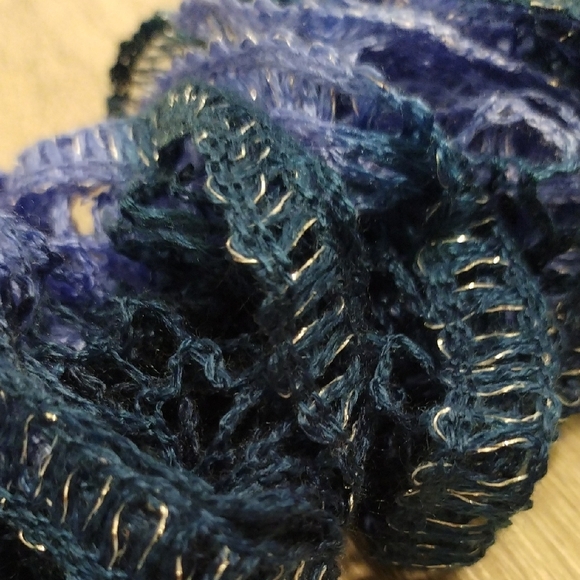 Blue Ruffled Knit Scarf - Picture 7 of 9